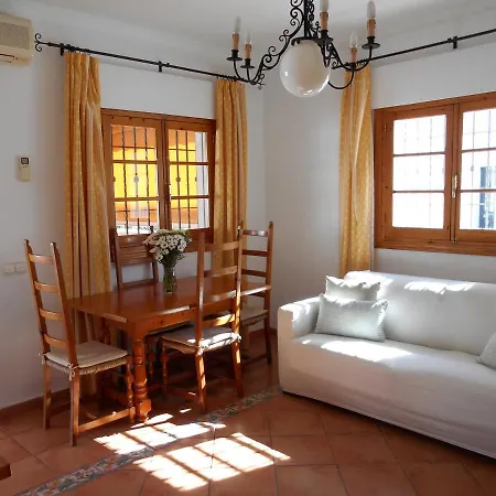 Penthouse 300 Meters Air Conditioning 아파트 *