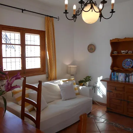 Penthouse 300 Meters Air Conditioning 아파트 *